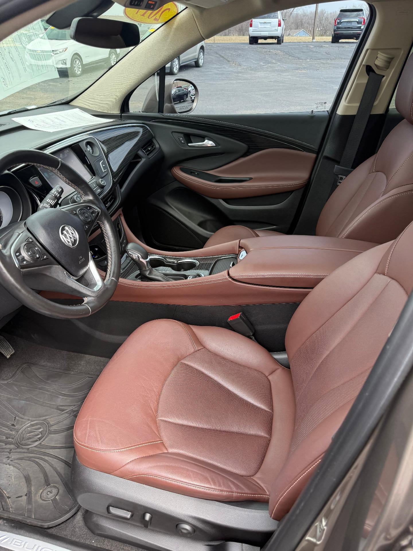 Used 2017 Buick Envision Essence image 3