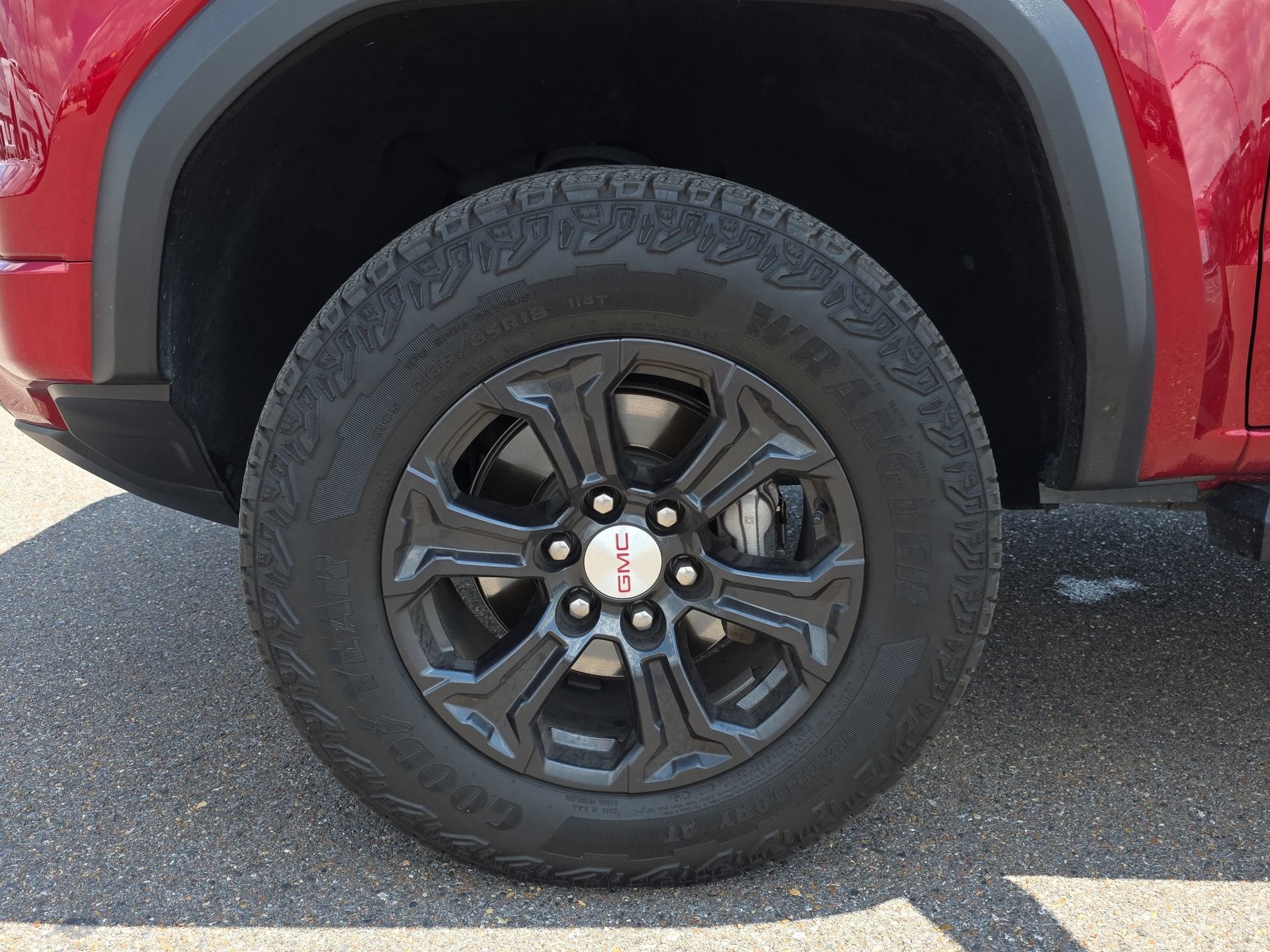 Used 2023 GMC Canyon Elevation w/ Convenience Package RWD image 9