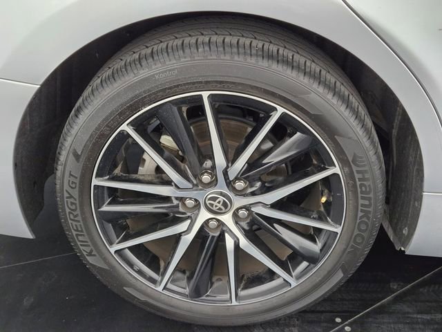 Used 2022 Toyota Camry SE w/ Carpet Mat Package (TMS) FWD image 10