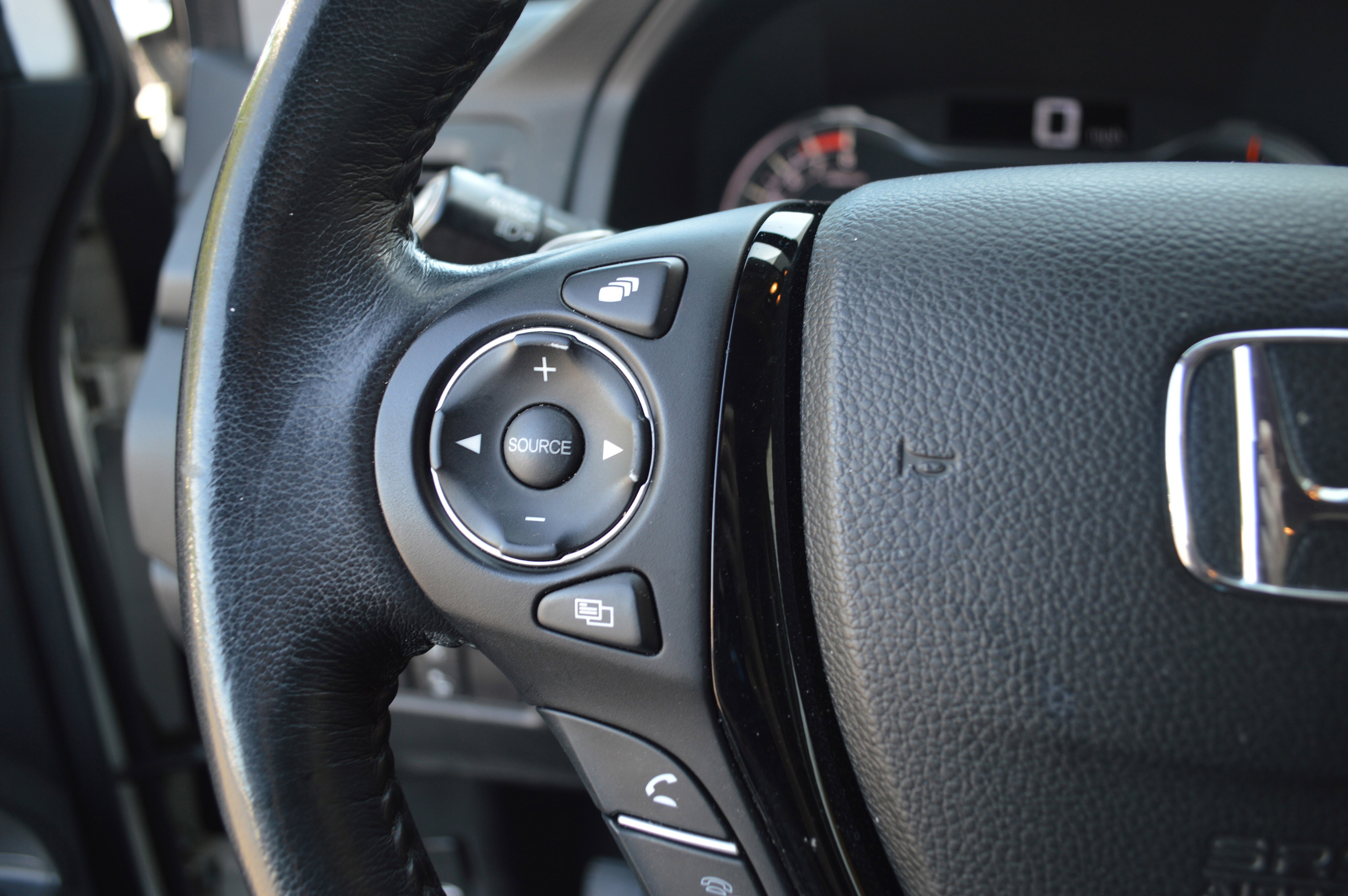 Used 2017 Honda Pilot Touring image 15