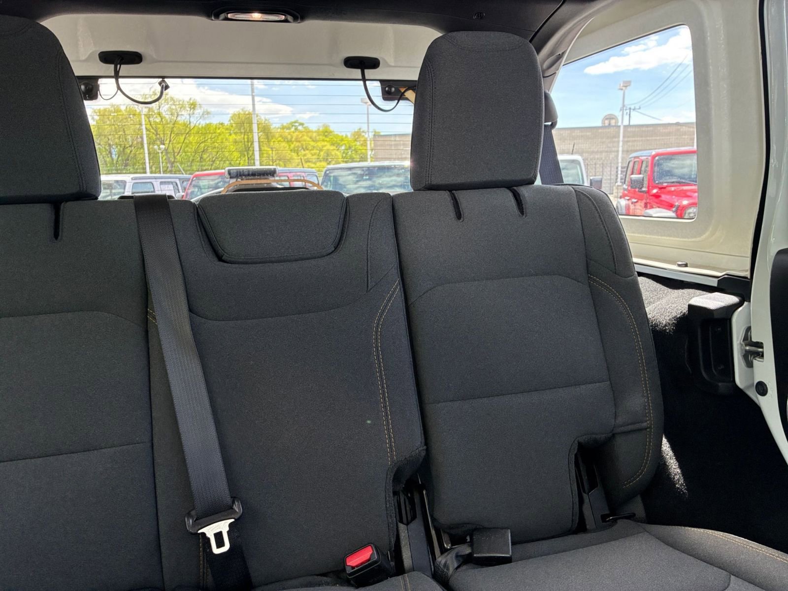 Used 2025 Jeep Wrangler Sport S image 36