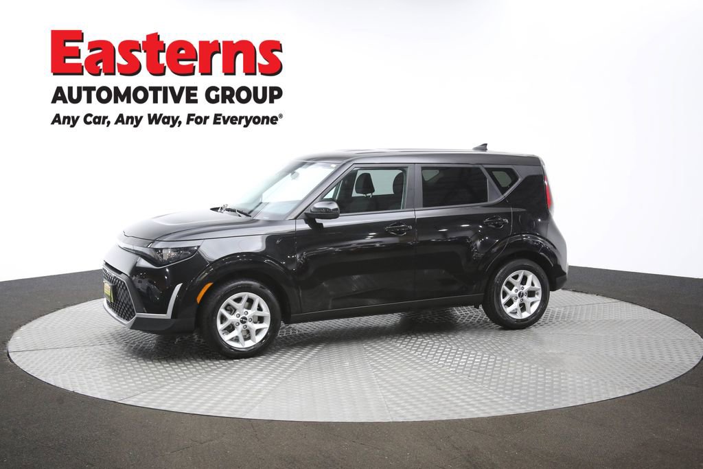 Used 2025 Kia Soul LX w/ LX Technology Package image 57