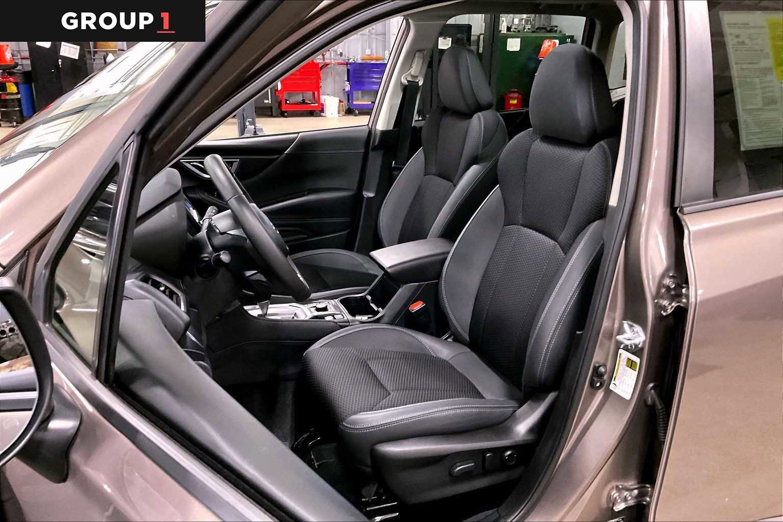 Used 2024 Subaru Forester Premium image 8