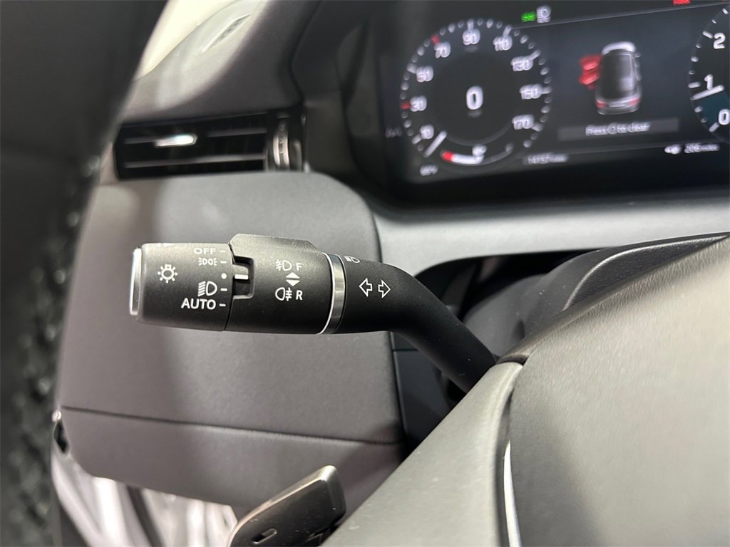 Used 2024 Land Rover Discovery Sport S image 18