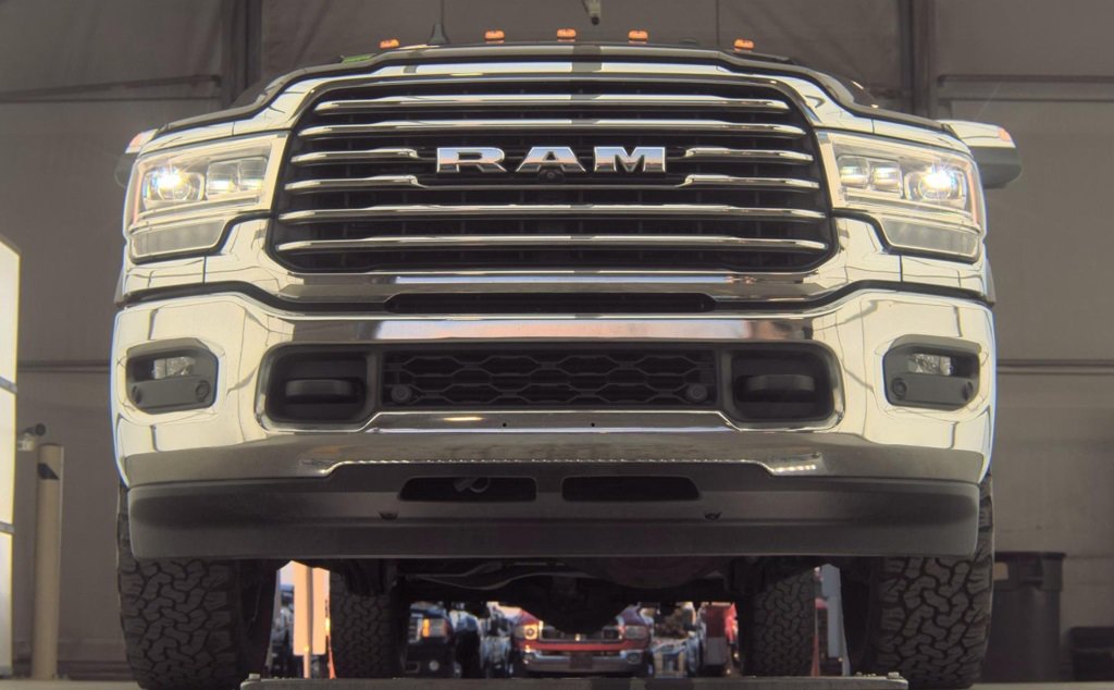 Used 2021 RAM 3500 Limited image 2