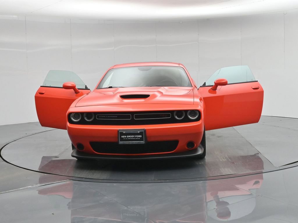 Used 2023 Dodge Challenger R/T image 31
