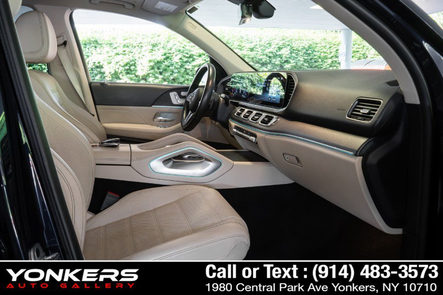 Used 2022 Mercedes-Benz GLE 350 4MATIC w/ Premium Package image 29