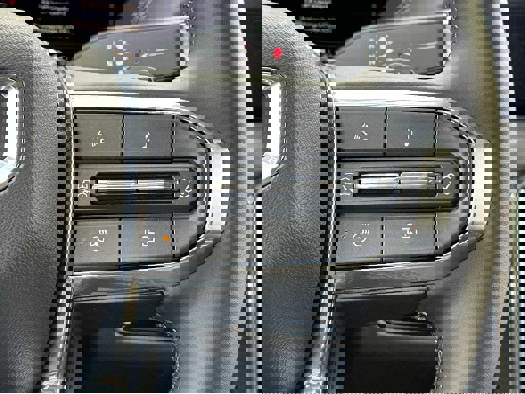 New 2026 GMC Yukon XL Elevation w/ LPO, Get Active Package image 18