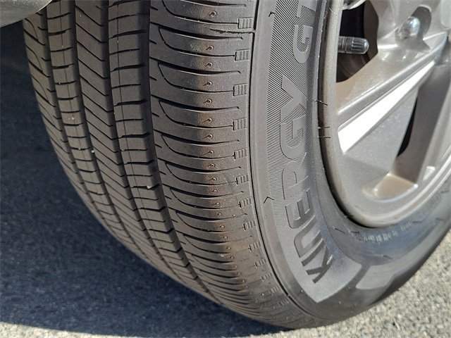 Used 2025 Hyundai Elantra SE image 25