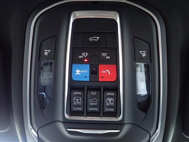 New 2026 Jeep Grand Cherokee Limited w/ Luxury Tech Group II image 26