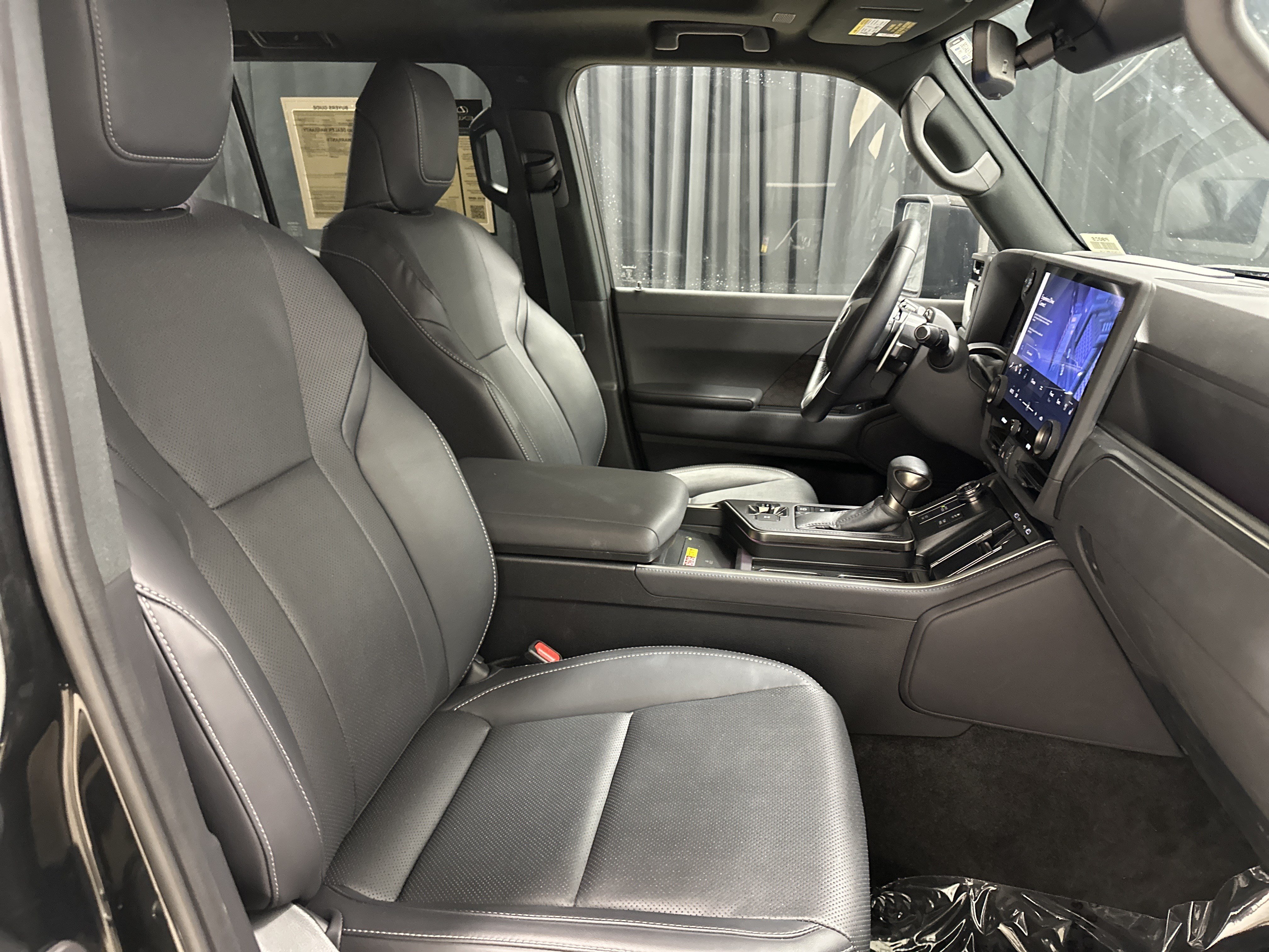 Certified 2024 Lexus GX 550 w/ Accessory Package (2T) AWD/4WD image 34