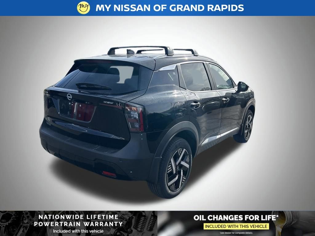 New 2026 Nissan Kicks SV w/ Charging Package image 5
