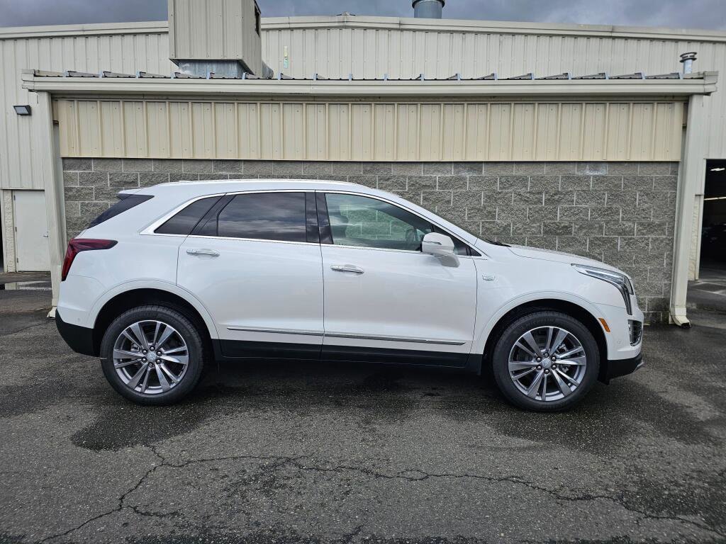 New 2026 Cadillac XT5 Premium Luxury w/ LPO, Floor Liner Package AWD/4WD image 9
