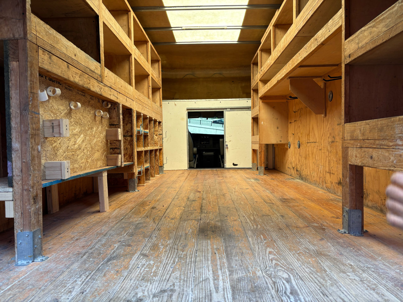 Used 2017 GMC Savana 3500 Extended image 7