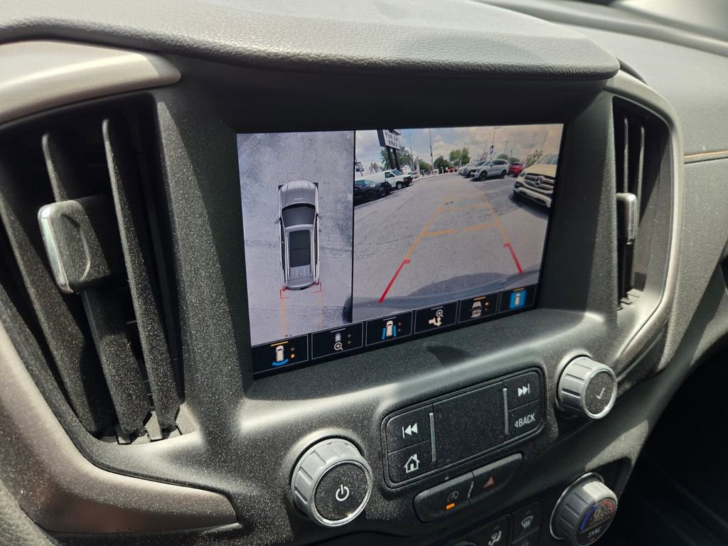Certified 2023 GMC Terrain AT4 w/ Tech Package AWD/4WD image 32