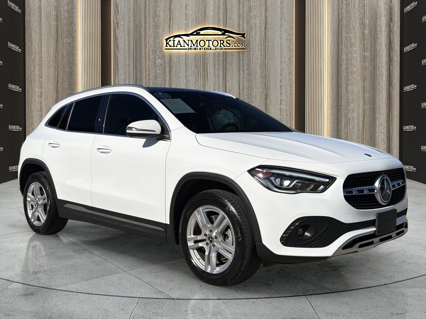 Used 2021 Mercedes-Benz GLA 250 4MATIC w/ Premium Package 360° Tour