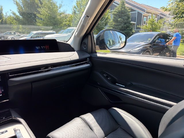 New 2026 Lincoln Navigator Reserve AWD/4WD image 20