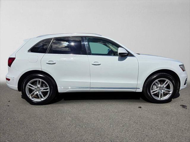 Used 2014 Audi Q5 2.0T Premium Plus w/ Premium Plus Package AWD/4WD image 2