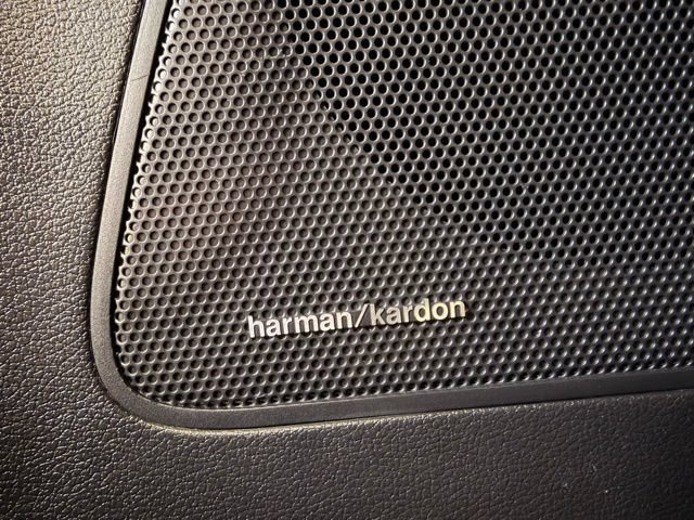 Used 2023 Hyundai Santa Fe Calligraphy AWD/4WD image 11