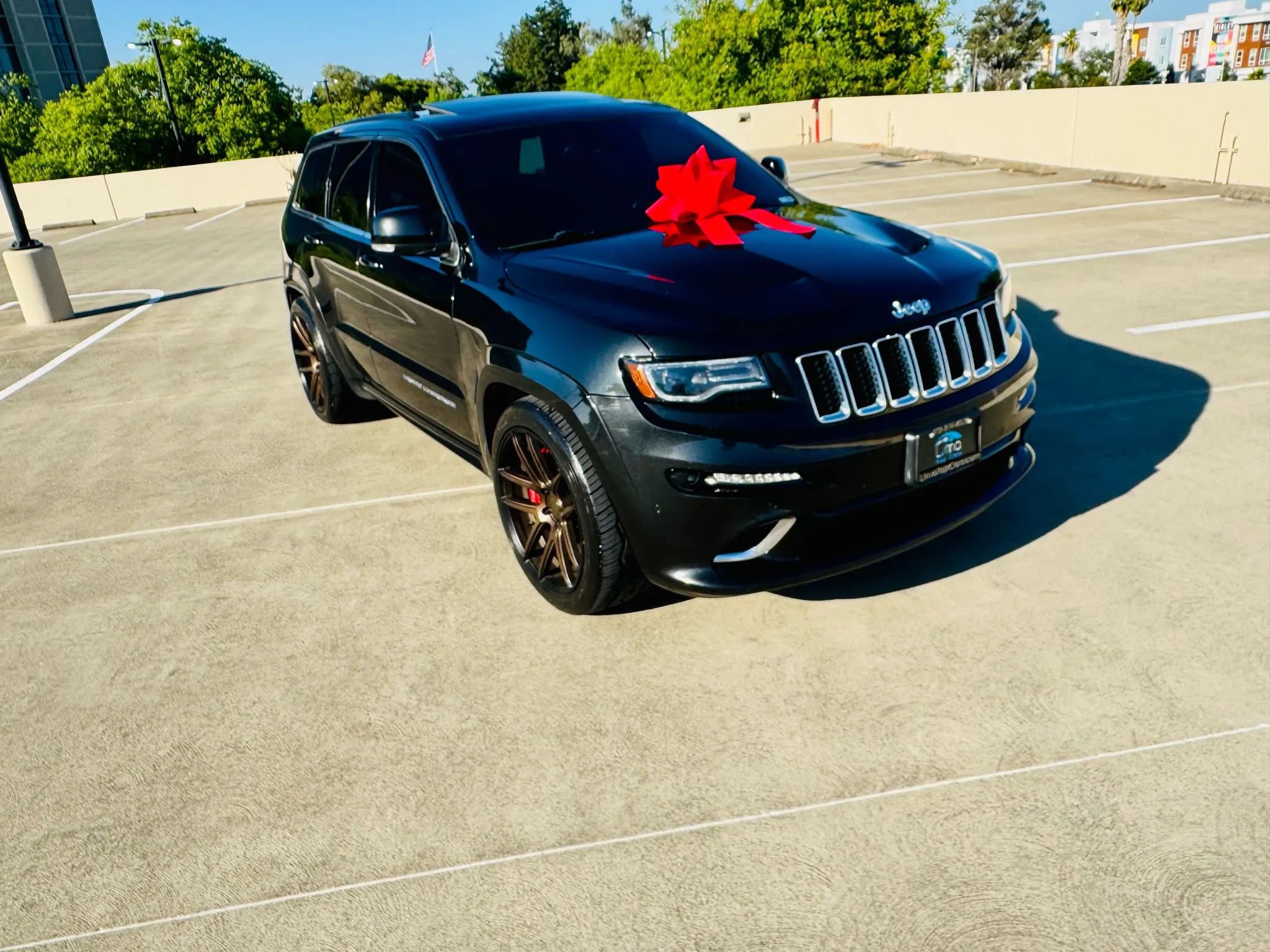 Used 2014 Jeep Grand Cherokee SRT8 w/ Luxury Group II AWD/4WD image 10