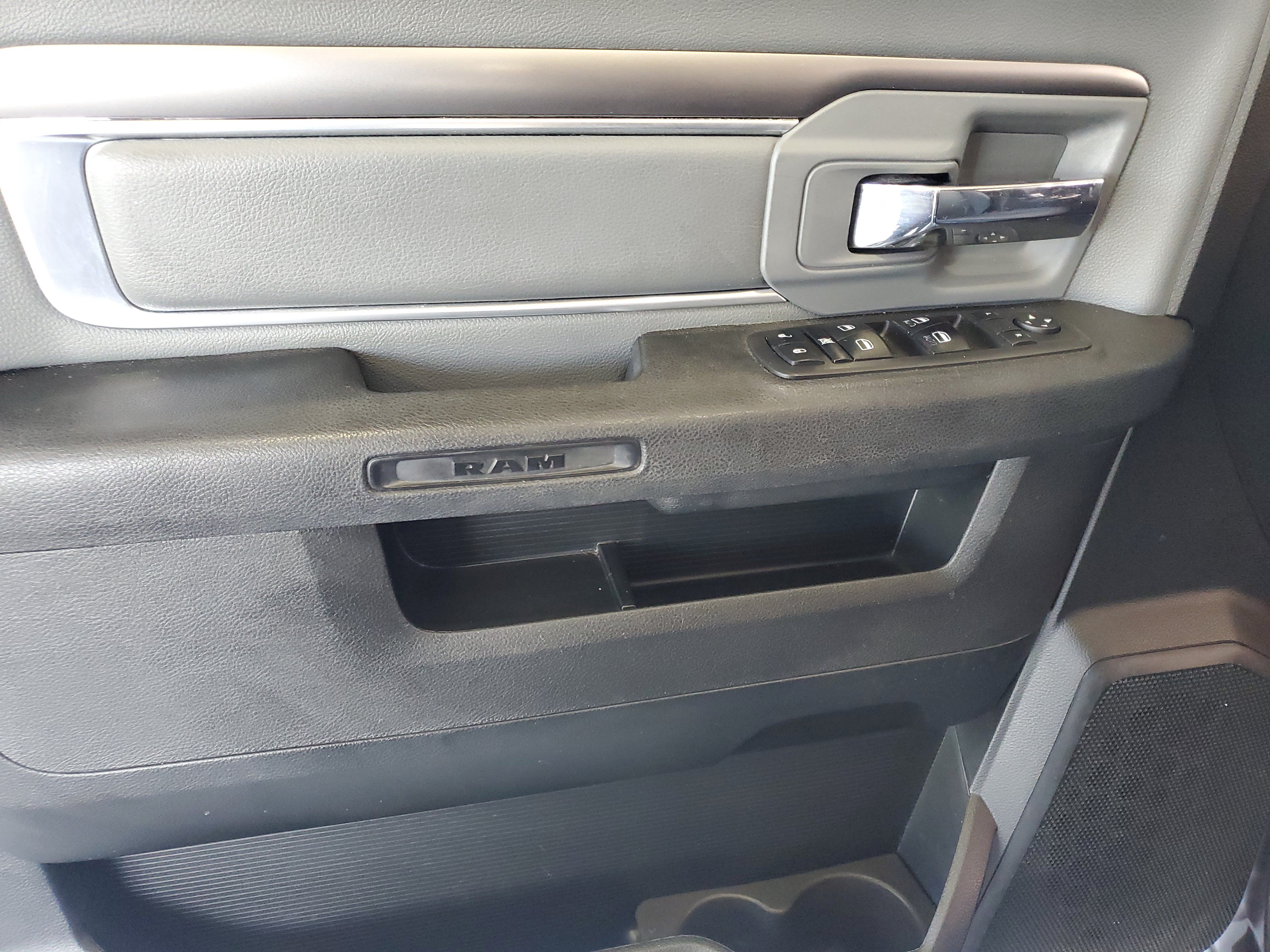 Certified 2021 RAM 1500 Classic SLT AWD/4WD image 14