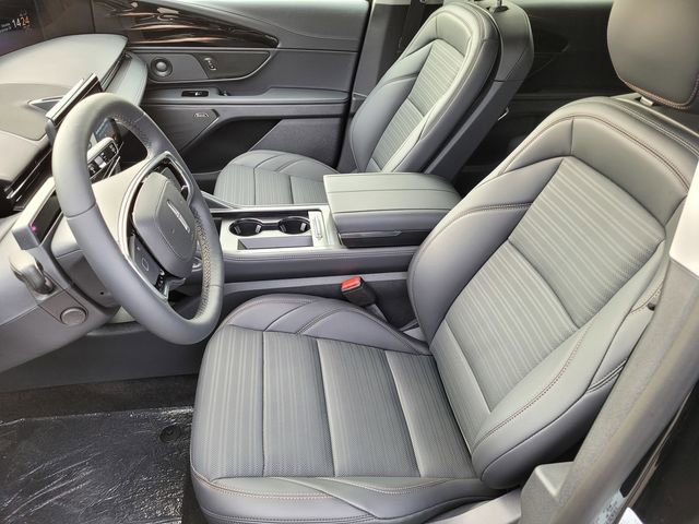 New 2026 Lincoln Nautilus Reserve image 15