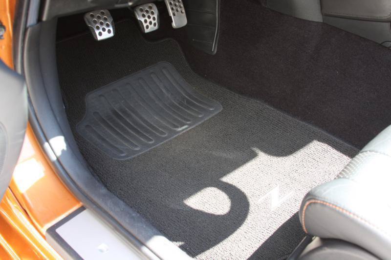 Used 2006 Nissan 350Z Touring RWD image 33