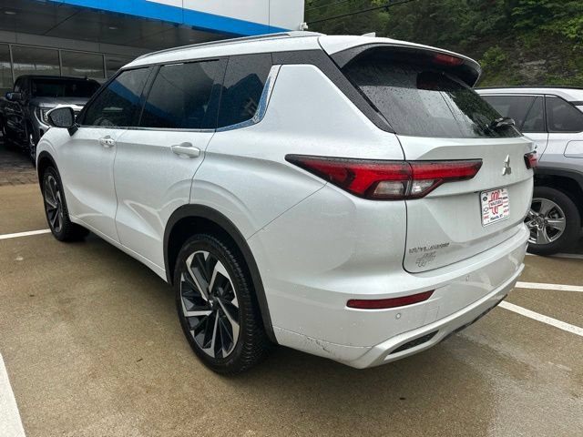 Used 2024 Mitsubishi Outlander SEL AWD/4WD image 5