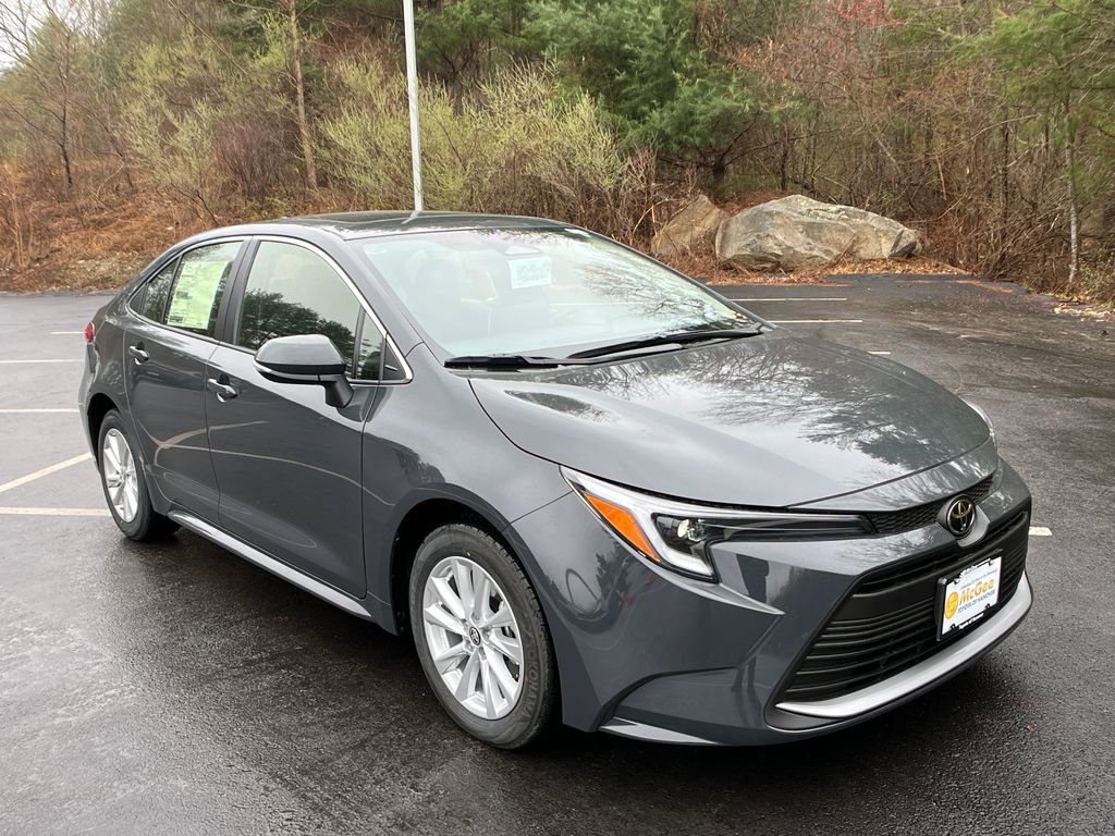 New 2026 Toyota Corolla XLE image 7