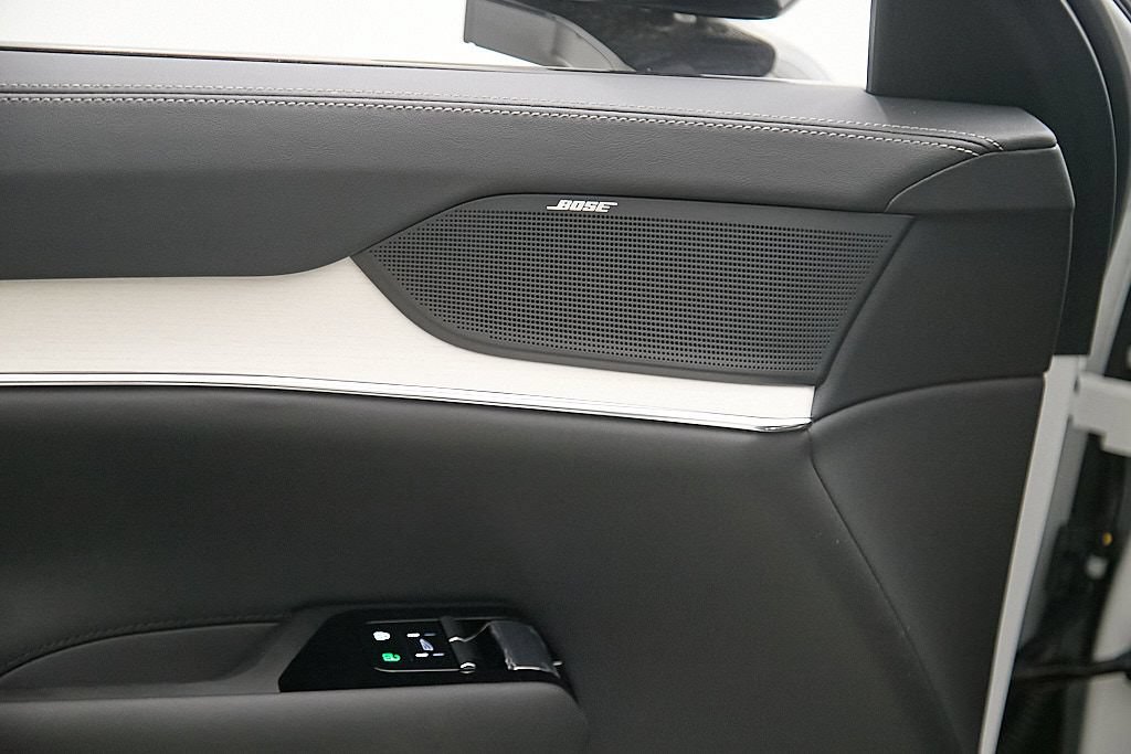 New 2026 Volvo EX90 Ultra AWD/4WD image 10