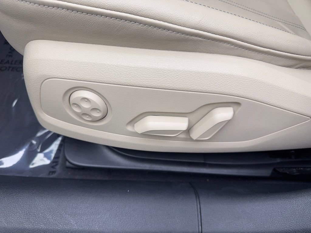 Used 2023 Audi A5 2.0T Premium w/ Convenience Package image 31