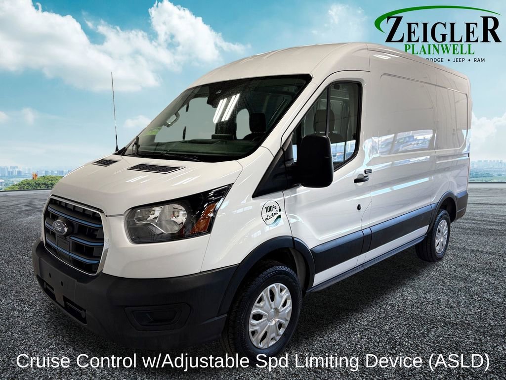 Used 2023 Ford E-Transit Medium Roof image 12