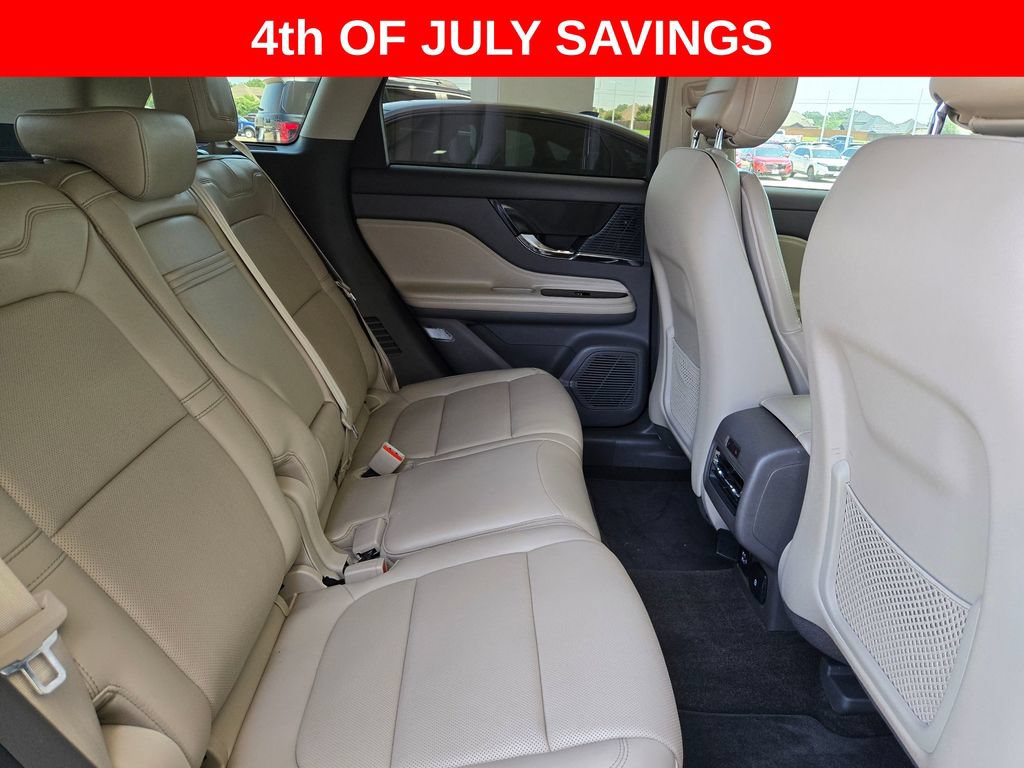 Used 2022 Lincoln Corsair Reserve w/ Equipment Group 201A AWD/4WD image 26