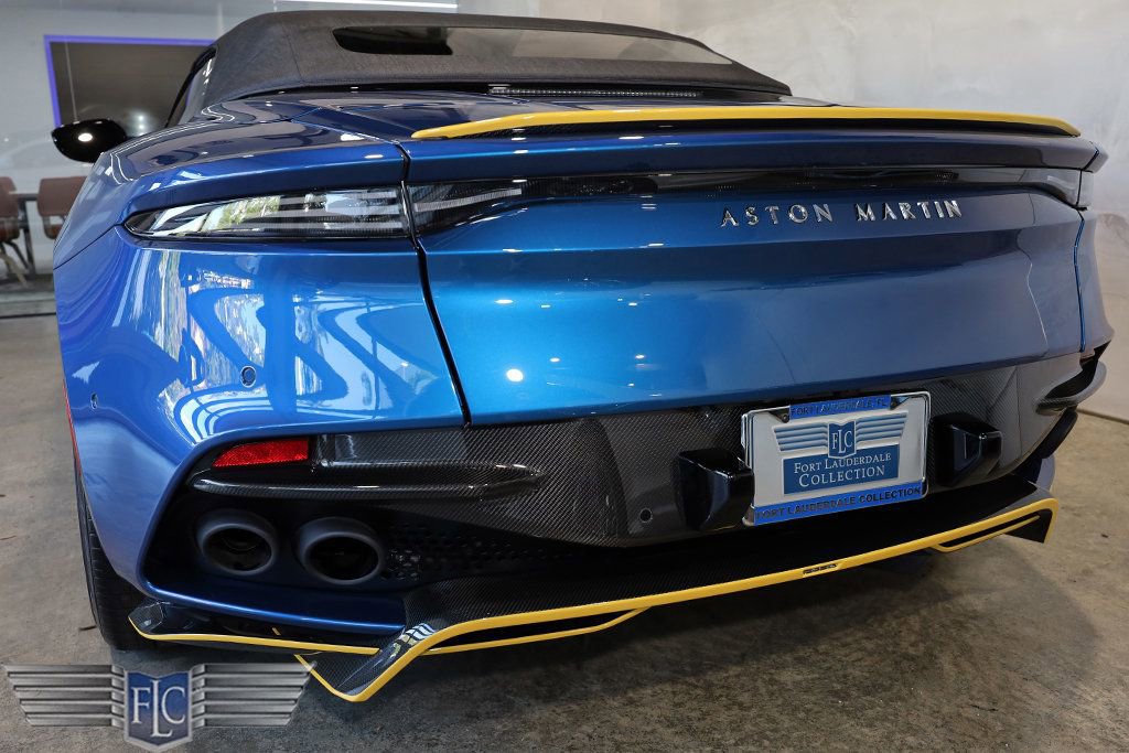 Used 2023 Aston Martin DBS Superleggera Volante image 12