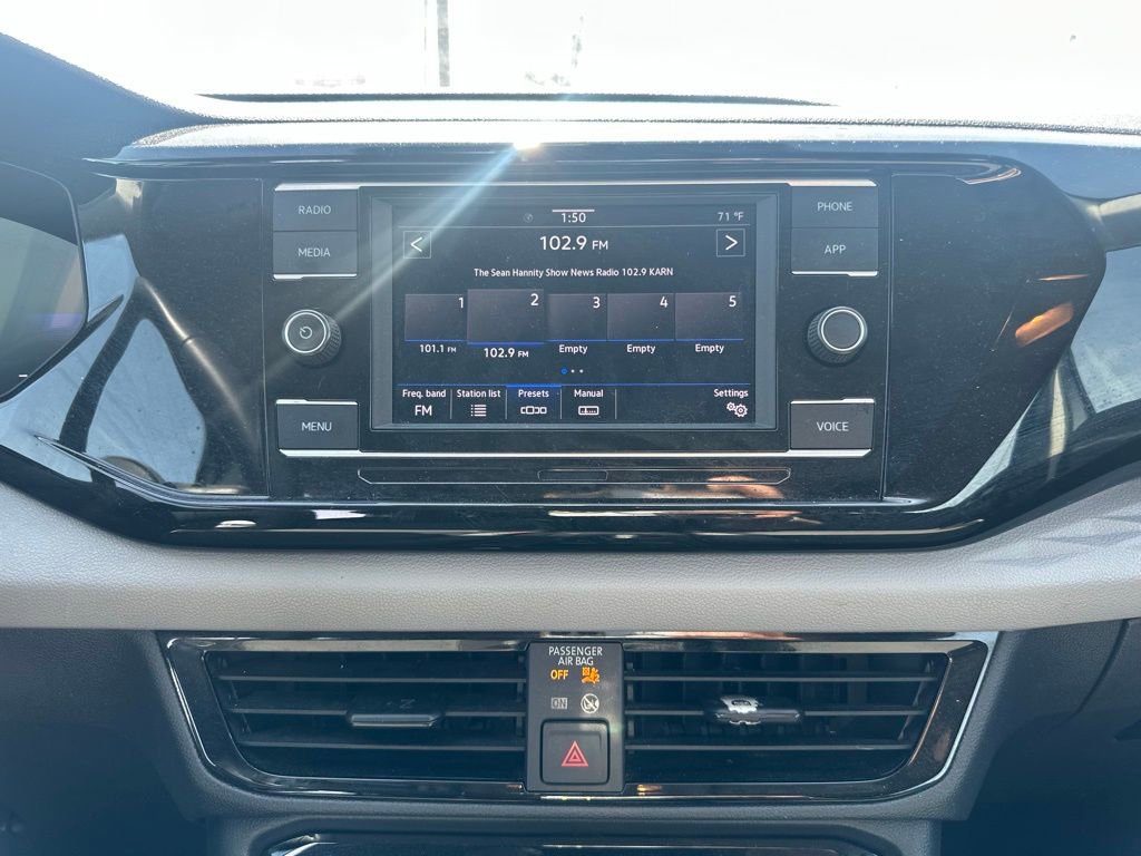 Used 2024 Volkswagen Taos S image 18