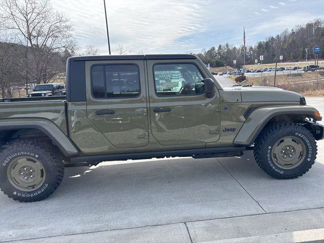 New 2026 Jeep Gladiator Willys image 3