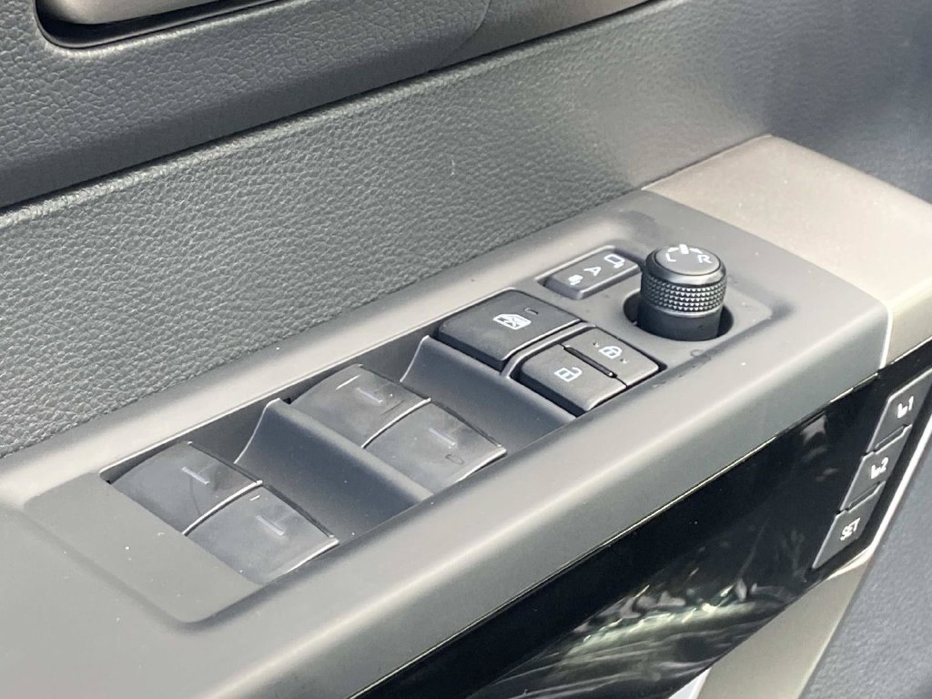 New 2026 Toyota Tundra Limited AWD/4WD image 22