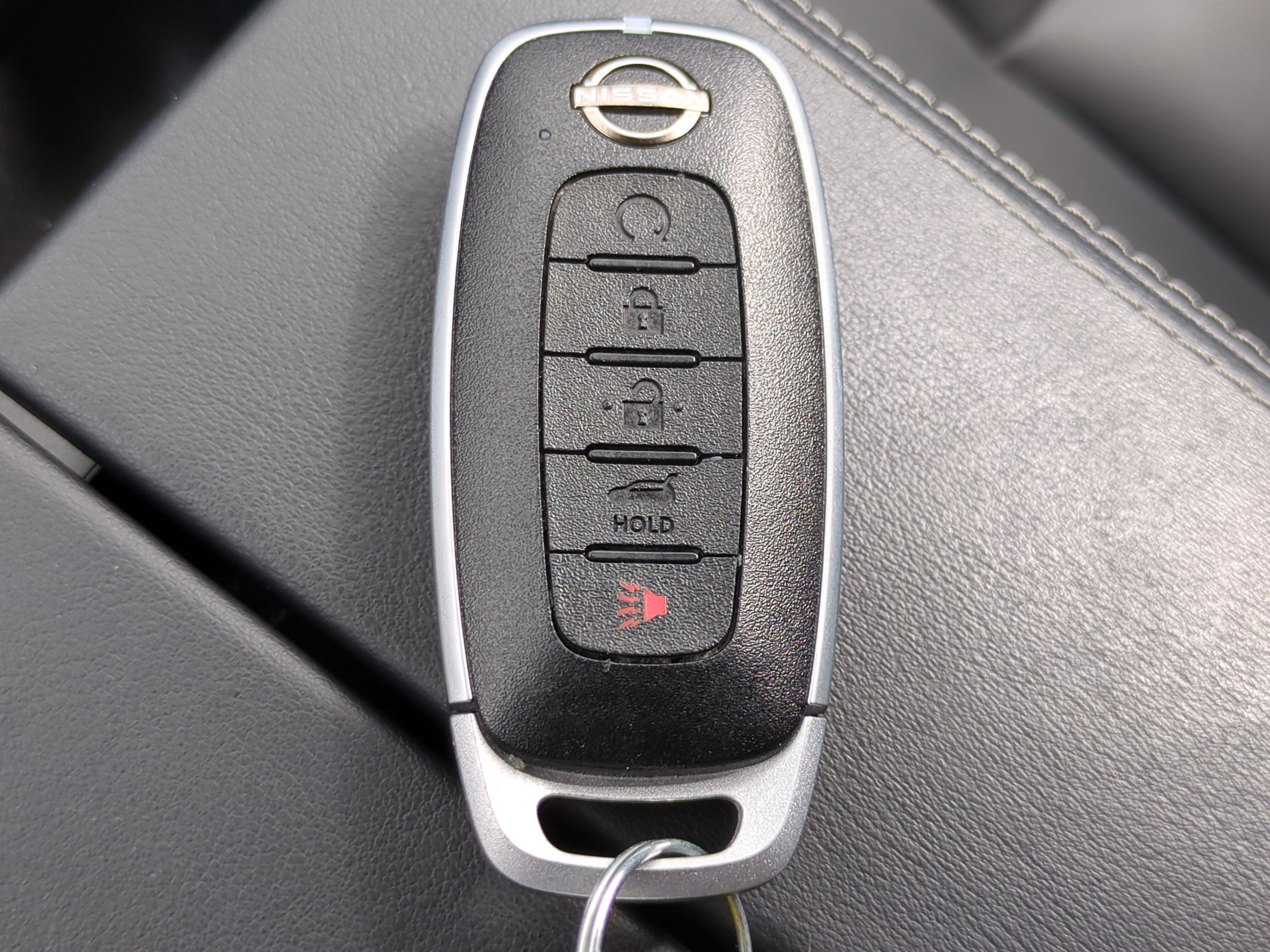 Used 2024 Nissan Rogue SL AWD/4WD image 28