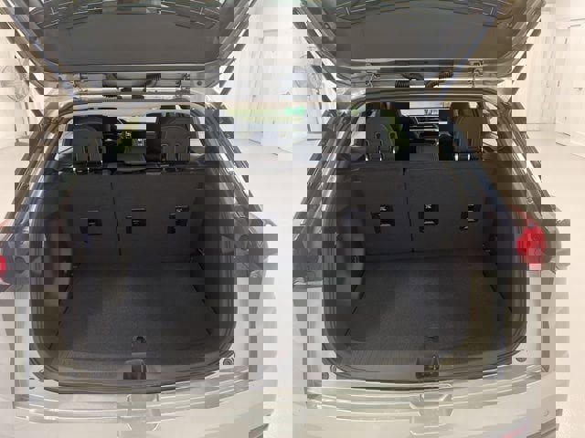 New 2027 Chevrolet Bolt LT w/ Comfort Package image 16