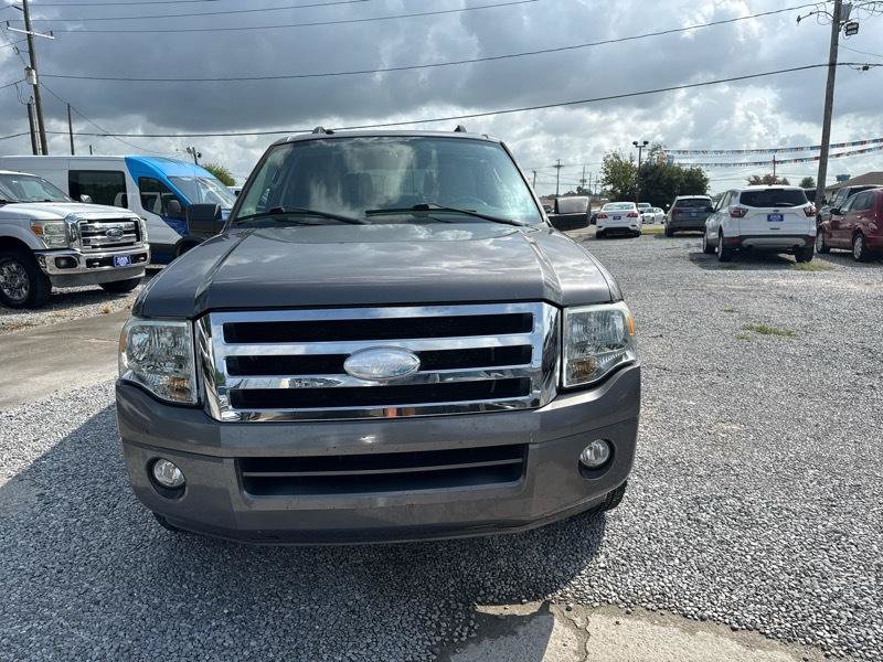 Used 2010 Ford Expedition XLT RWD image 6