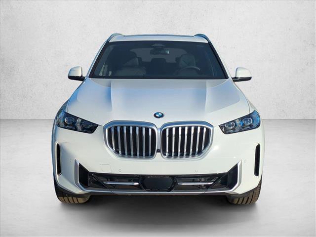 New 2026 BMW X5 sDrive40i image 6
