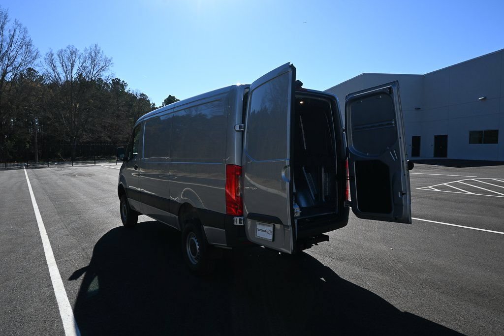 Used 2026 Mercedes-Benz Sprinter 2500 image 28