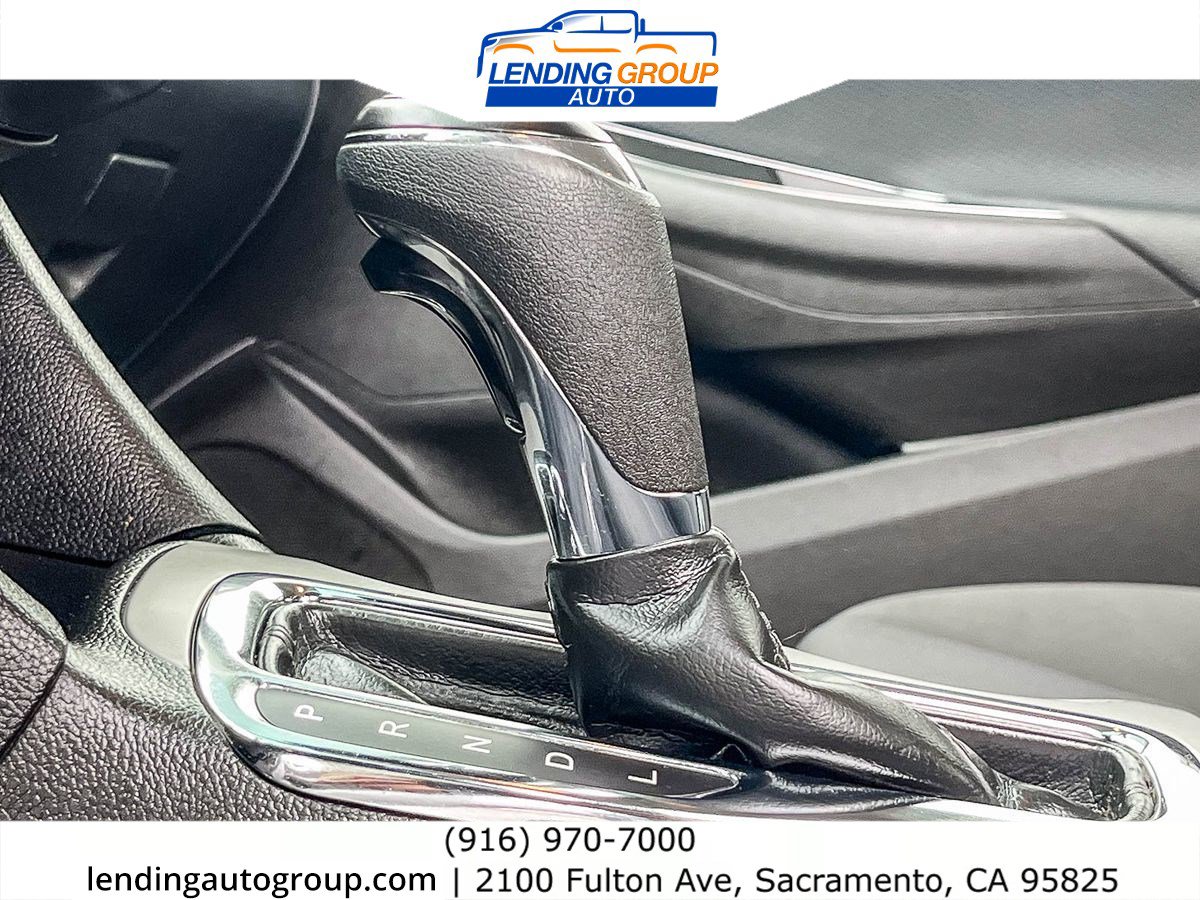 Used 2018 Chevrolet Cruze LS FWD image 21