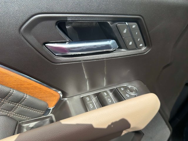New 2026 GMC Canyon Denali AWD/4WD image 15