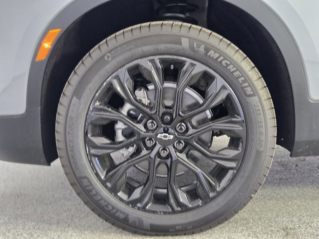 New 2026 Chevrolet Blazer LT w/ LPO, Black Grille Bar Package image 13