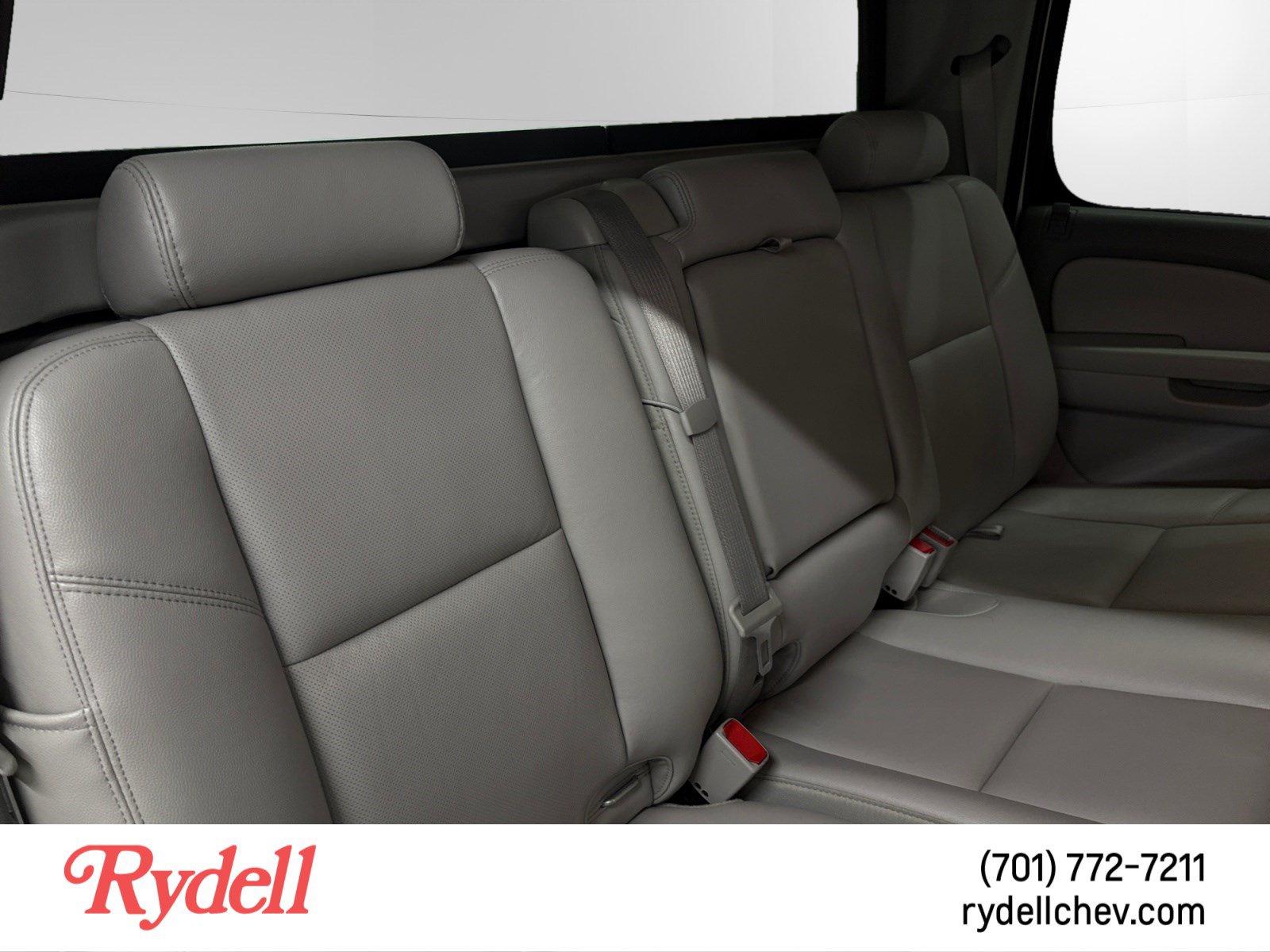 Used 2012 Chevrolet Avalanche LTZ AWD/4WD image 17