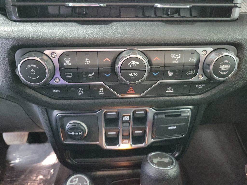 New 2026 Jeep Wrangler Sport S AWD/4WD image 15