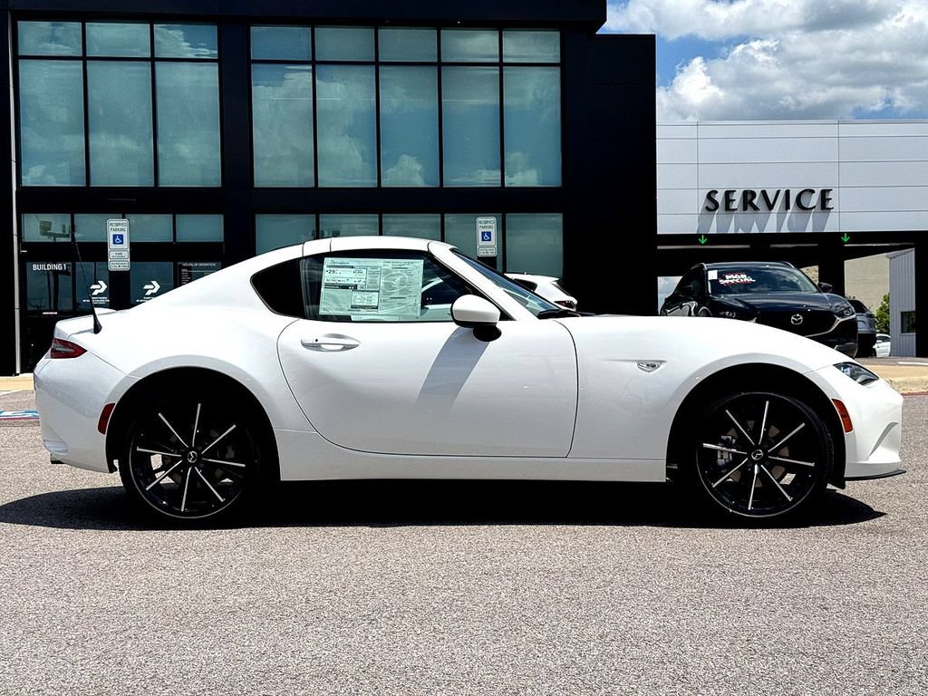 New 2026 MAZDA MX-5 Miata RF Grand Touring RWD image 9