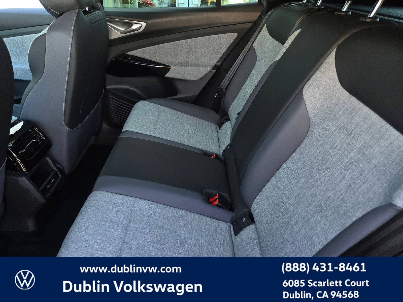 Certified 2023 Volkswagen ID.4 Pro image 10
