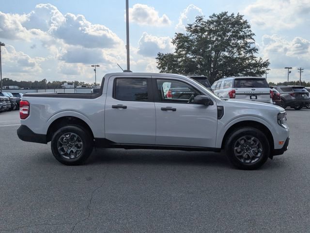 New 2025 Ford Maverick XLT w/ Equipment Group 302A image 2